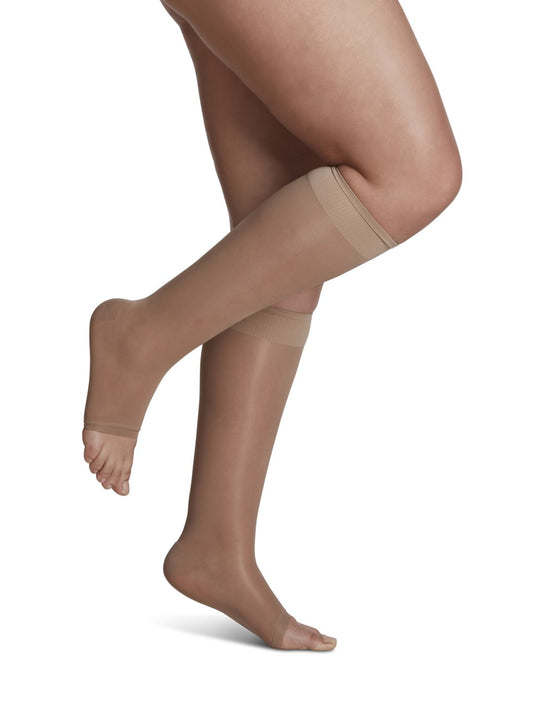 Sigvaris Sheer Fashion 15-20 mmHg Knee High
