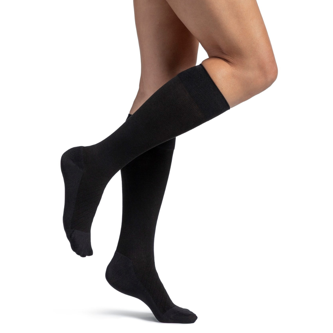 Sigvaris Bamboo Knee High (Unisex)