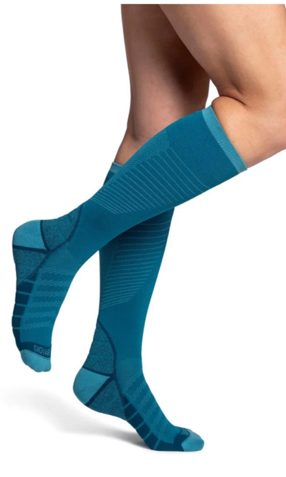 Sigvaris Motion Flow Tech Knee High