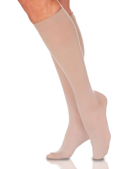 Sigvaris Sheer 20-30 mmHg Knee High