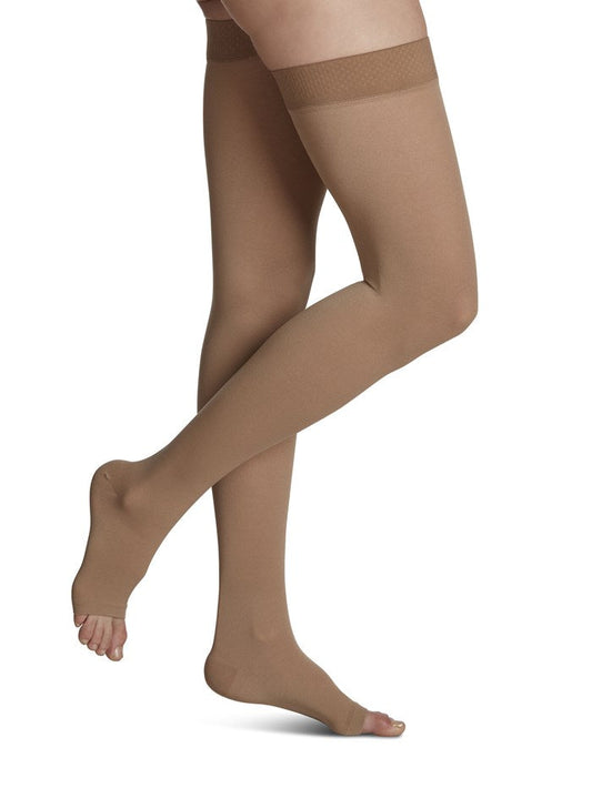 Sigvaris Women's Black Cotton Thigh High Compression StockingsSmall-Long  232NSLW99